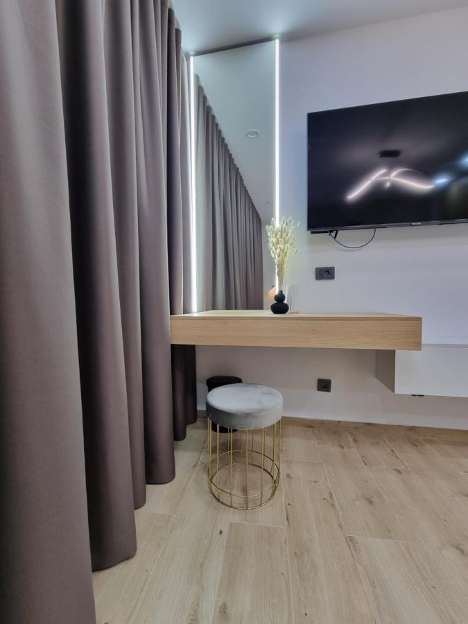 Casa Chiper - Apartament Parter Brasov Bagian luar foto