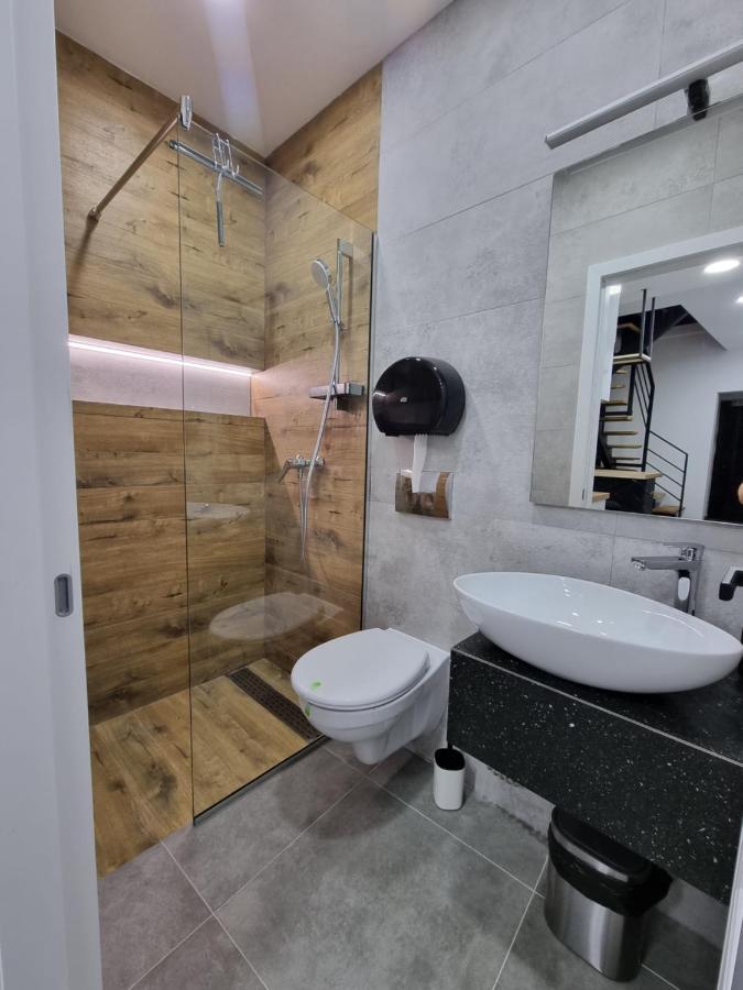 Casa Chiper - Apartament Parter Brasov Bagian luar foto